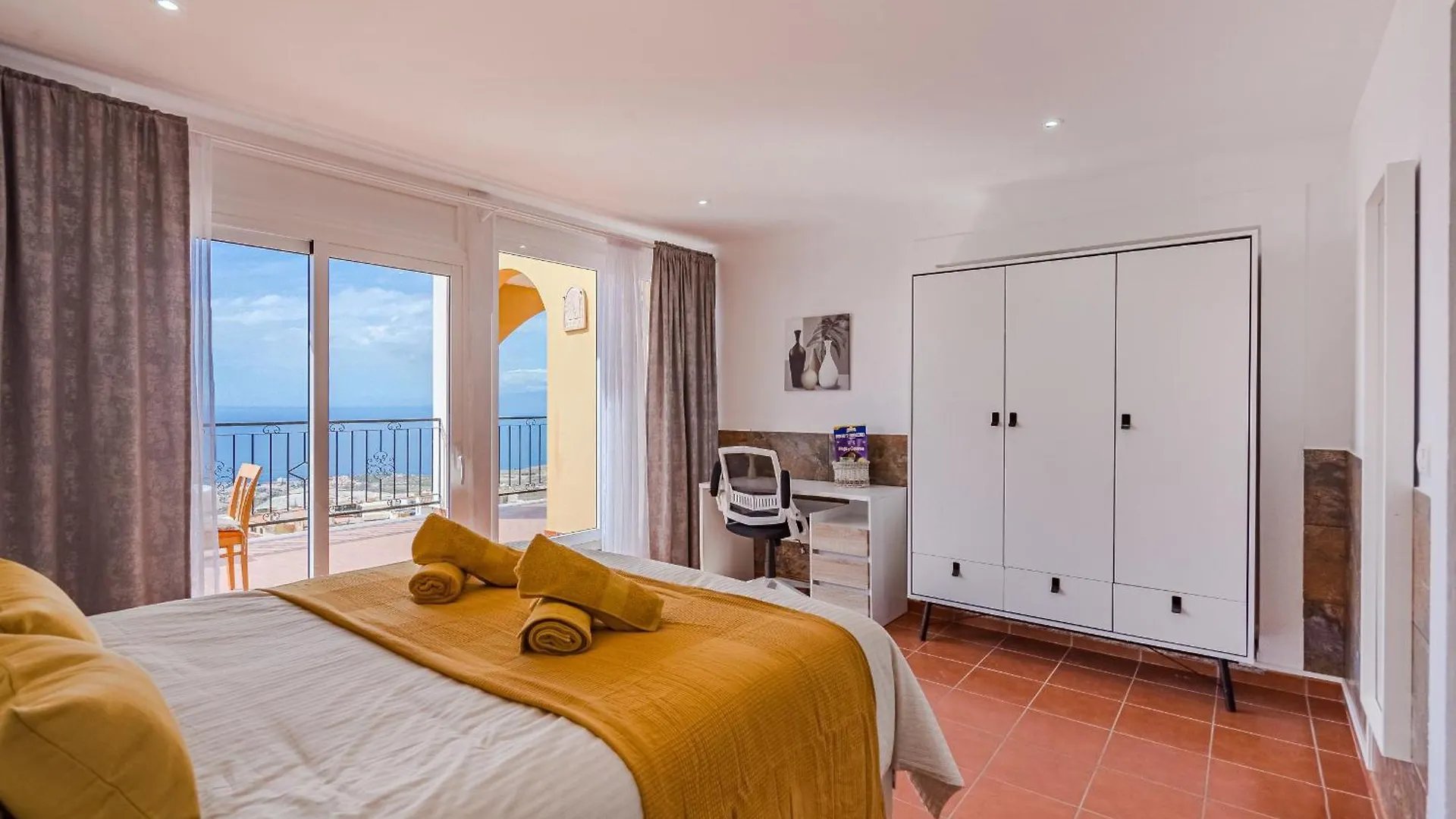 Grandview Lodge Costa Adeje
